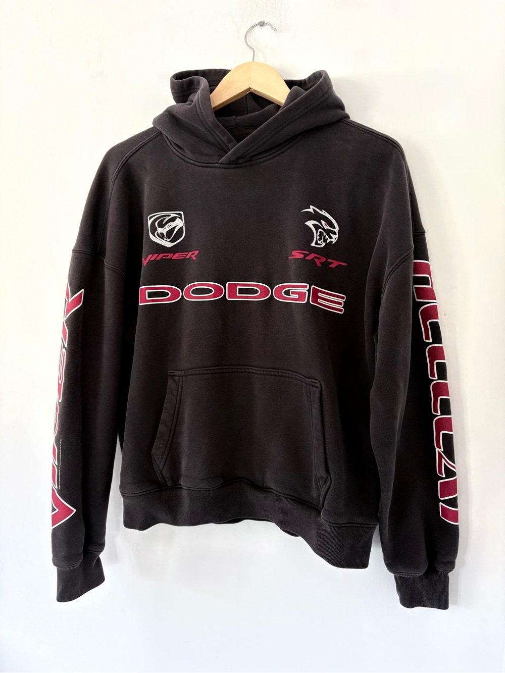 HOLLISTER DODGE HELLCAT Men MED Dk Gray Hoodie LS Sweatshirt VIPER SRT Graphics